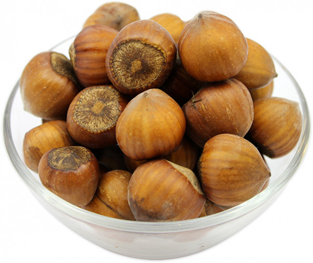 hazelnuts_in_shell